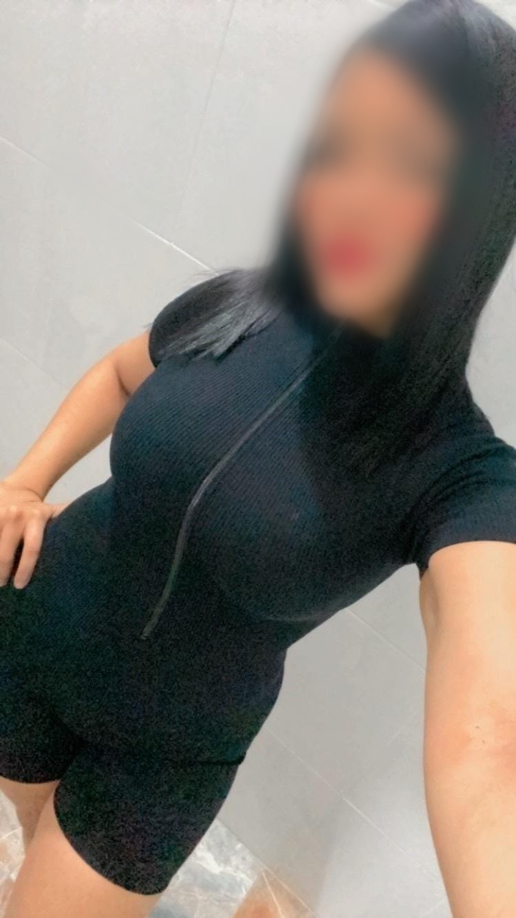 Aria Valencia escort